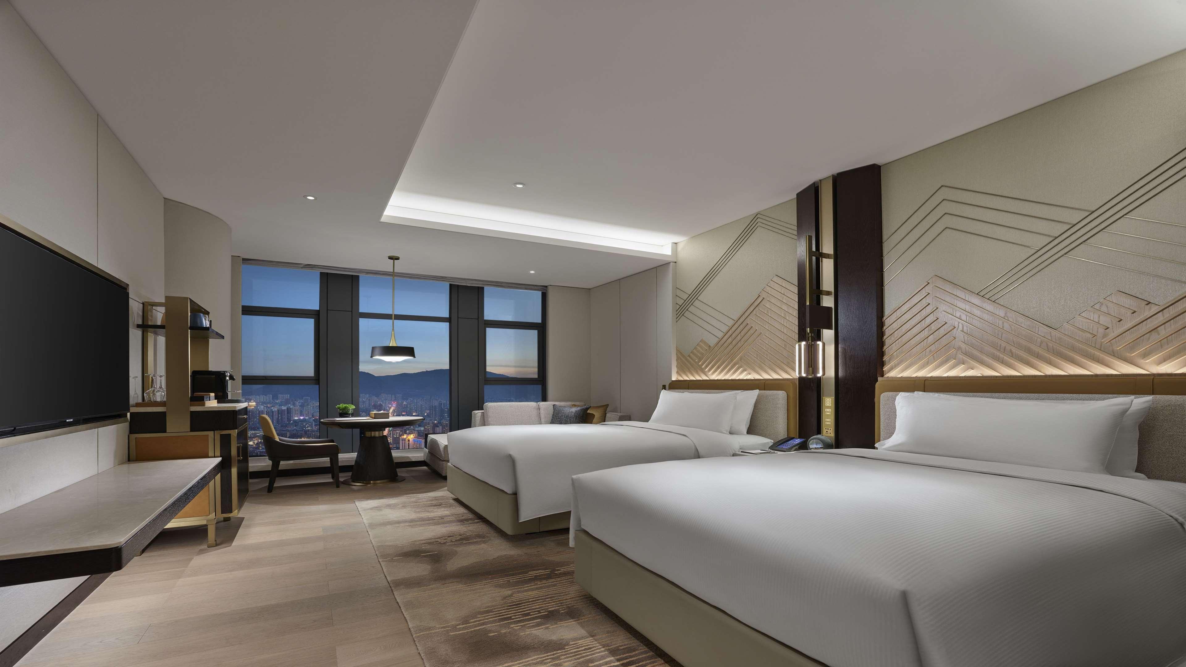 Hilton Lanzhou City Center Esterno foto