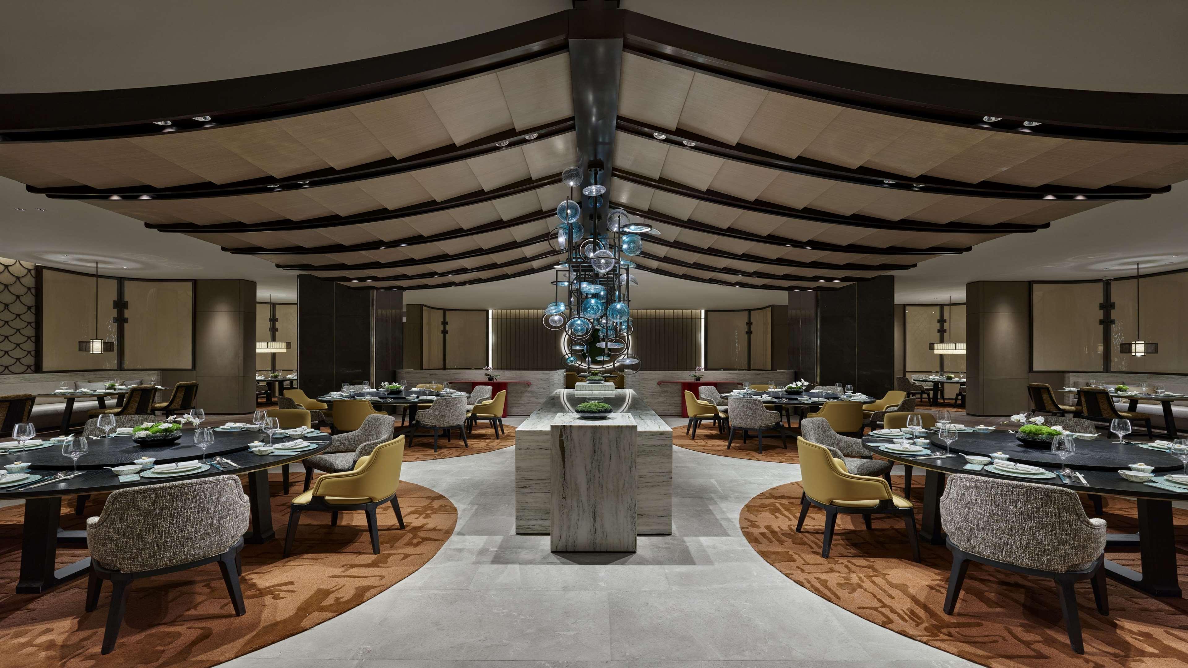 Hilton Lanzhou City Center Esterno foto