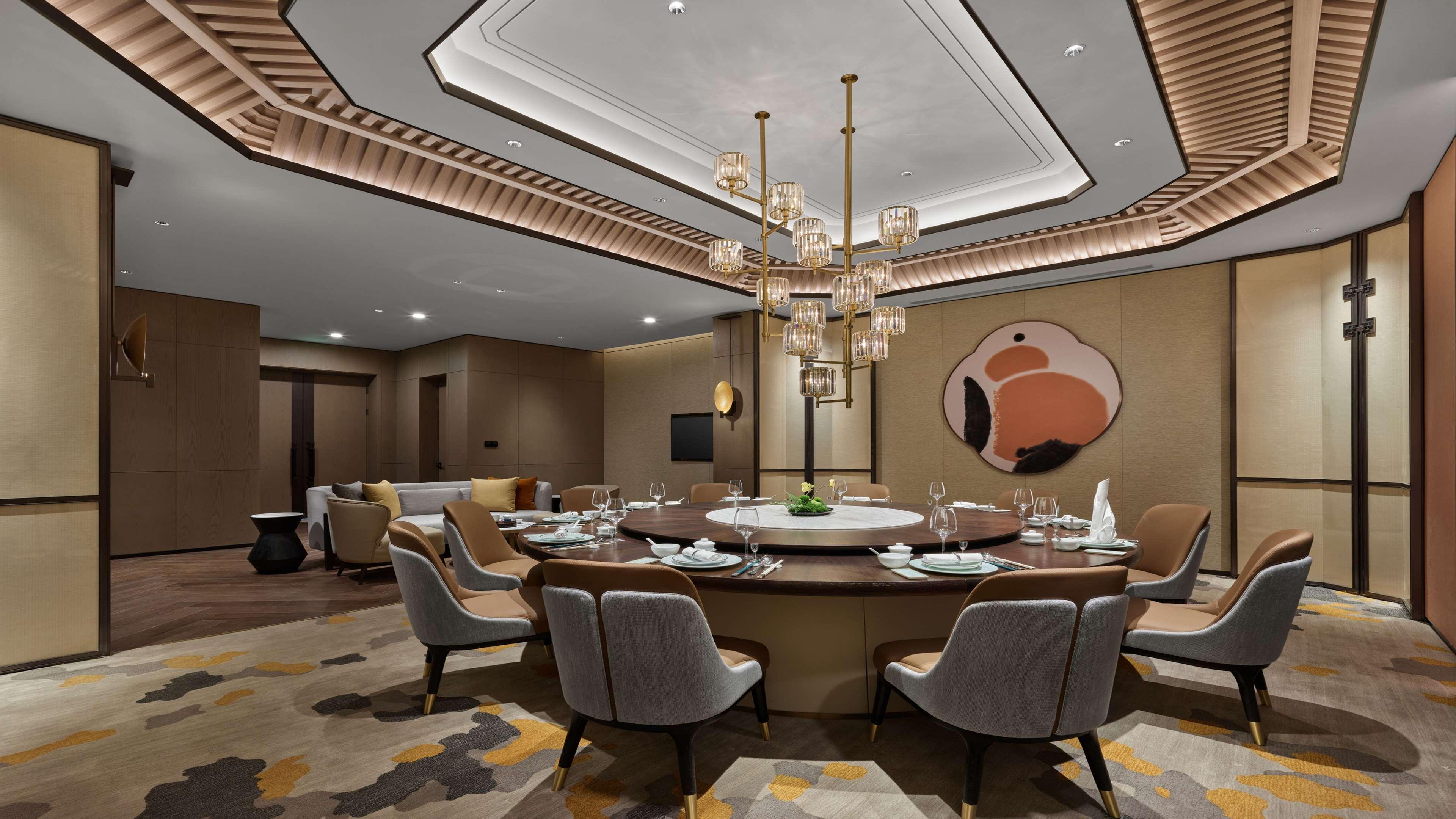 Hilton Lanzhou City Center Esterno foto