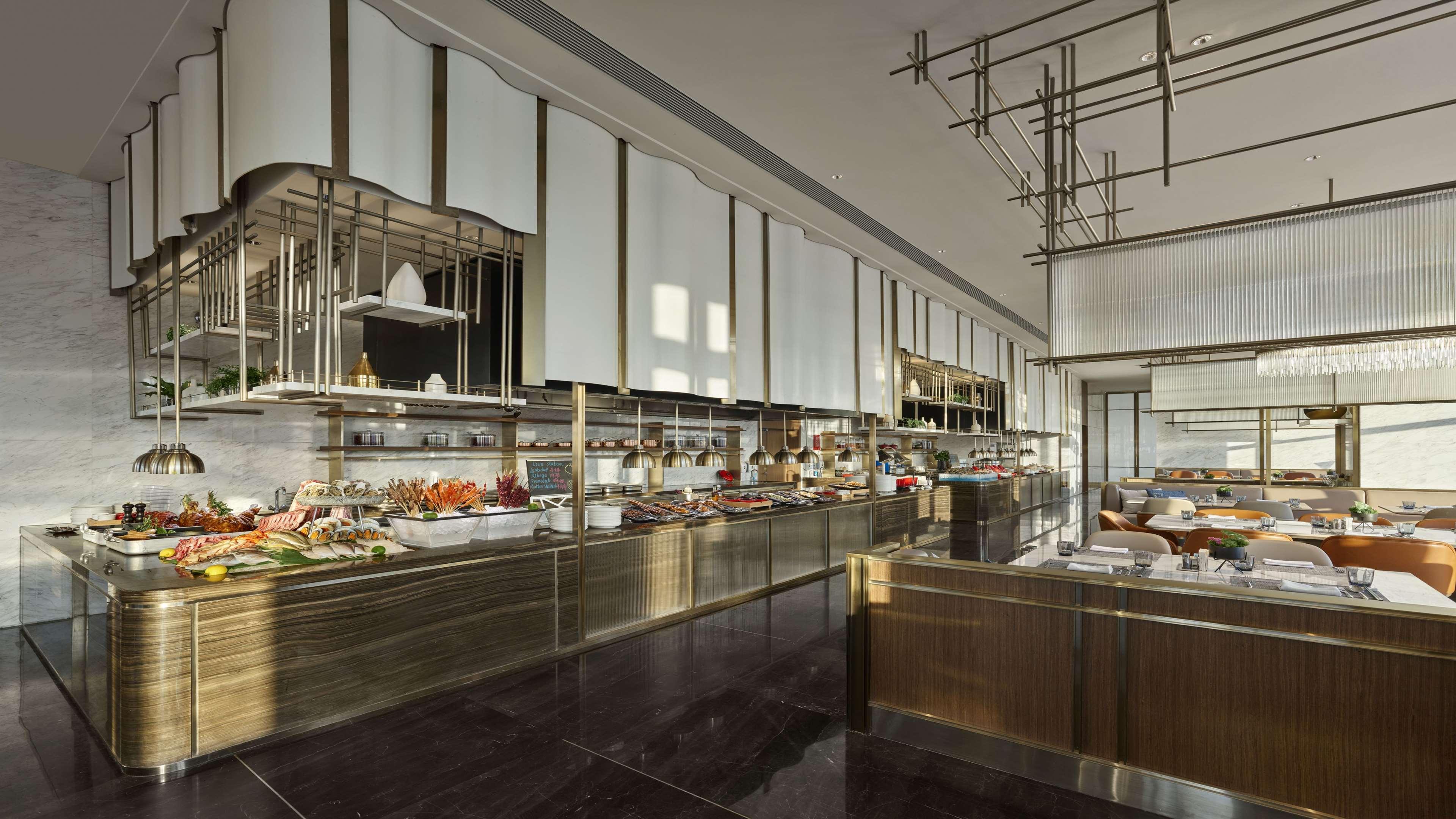 Hilton Lanzhou City Center Esterno foto
